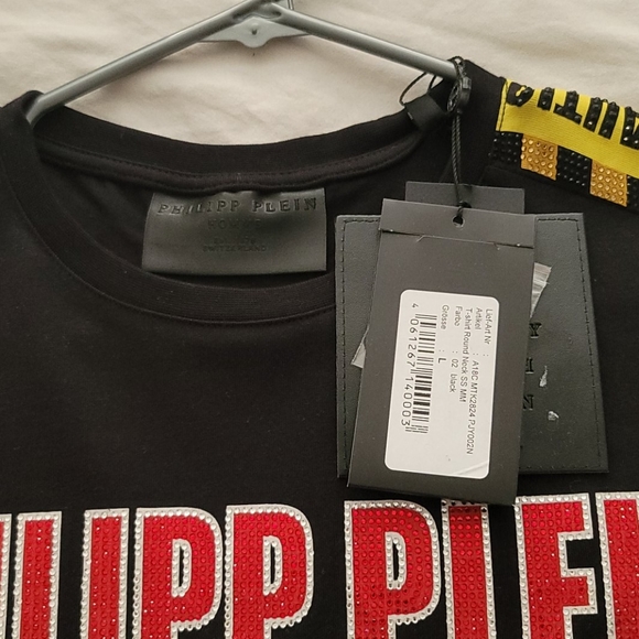 Tshirt - Picture 2 of 4